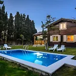 Casa Pinares De Roche Tres בית נופש *